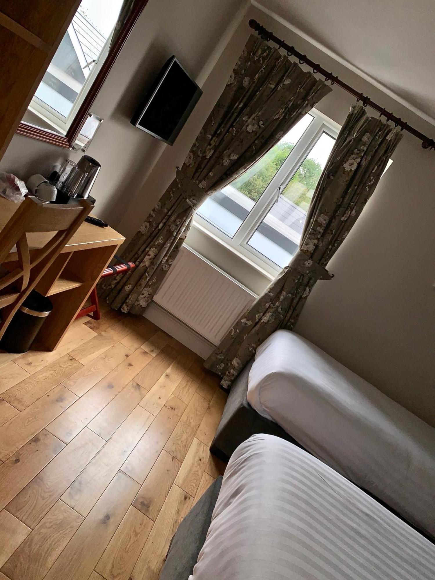 The Highlands Hotel Glenties Habitación foto