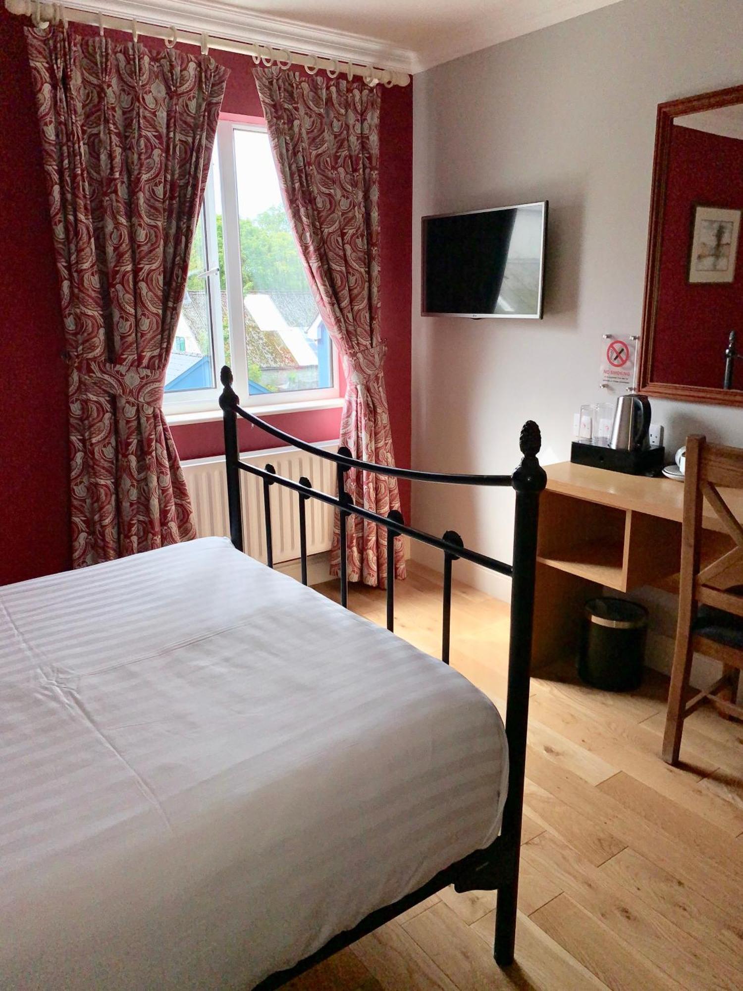 The Highlands Hotel Glenties Habitación foto